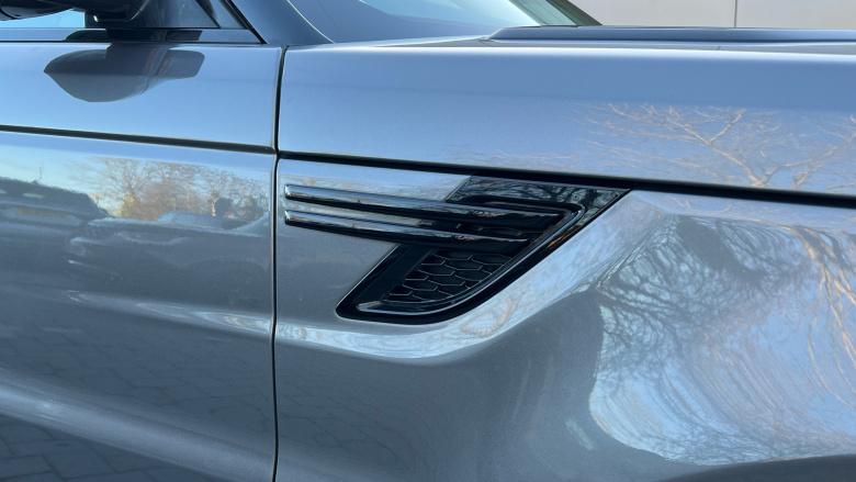 Land Rover Range Rover Sport 3.0 SDV6 [306] HSE Dynamic 5dr Auto Diesel Estate